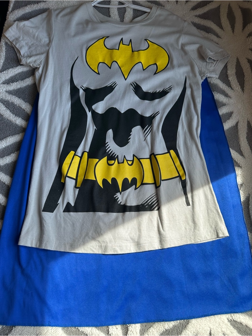 Women’s Batgirl Gray and Blue Costume Tee with Cape
